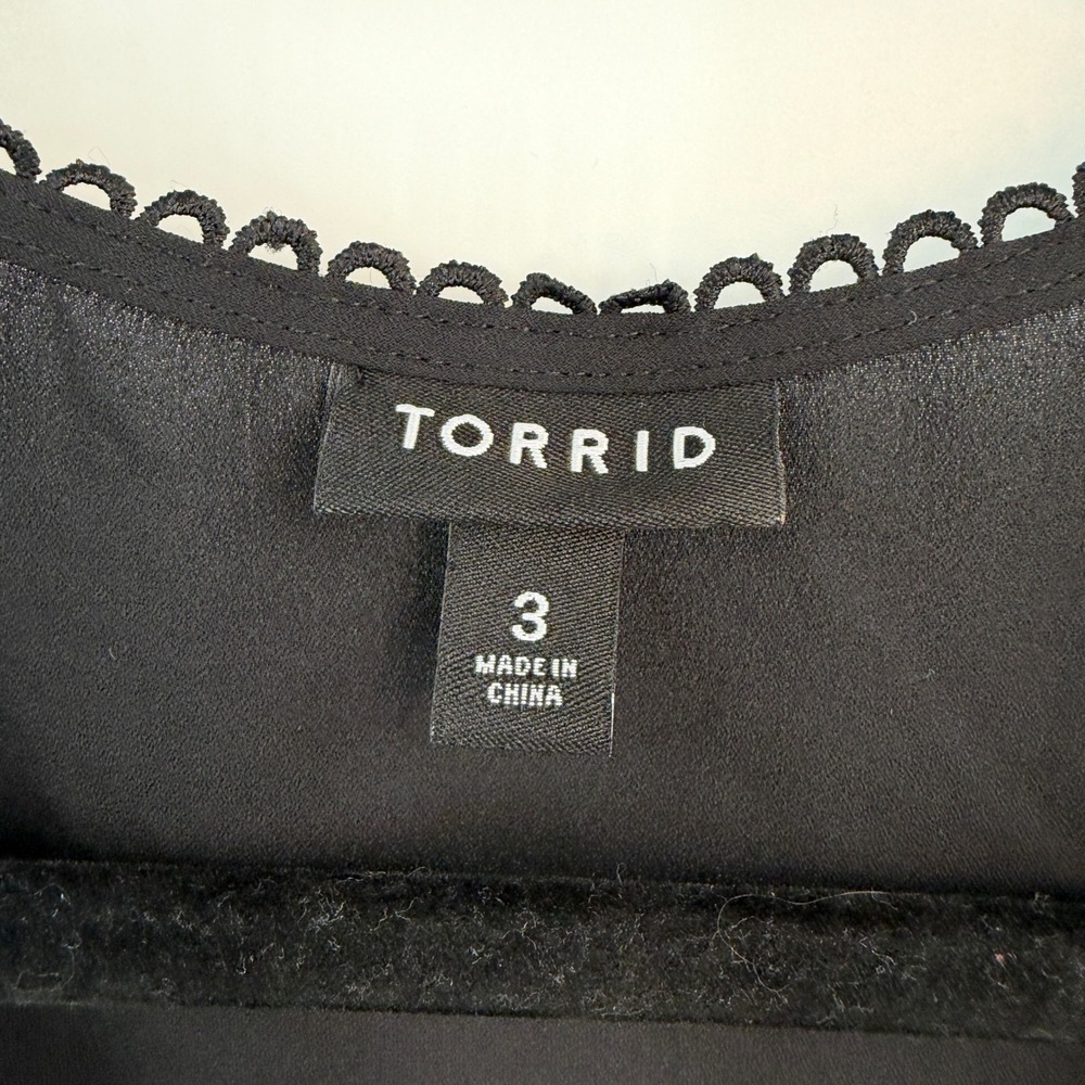 Torrid Size 3 Black Lace Trim Button Front Sheer Georgette Blouse Top Whimsigoth - Picture 4 of 9